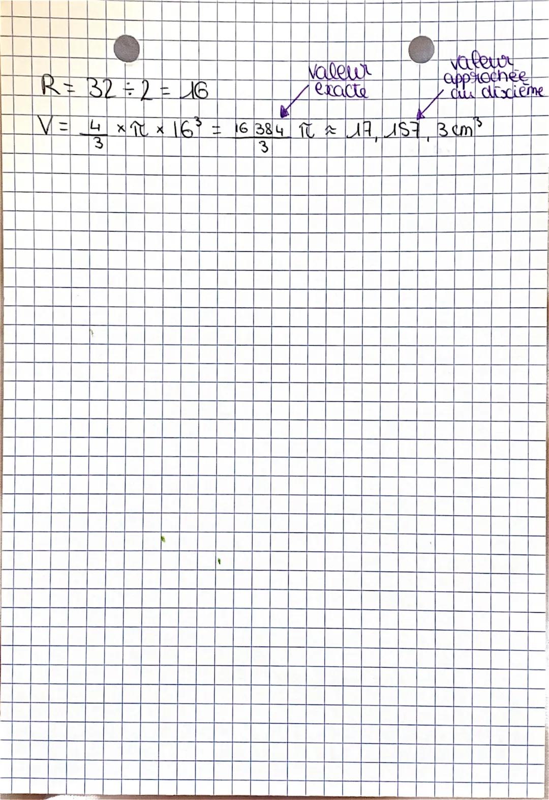 Chapitre 9. Maths
• Spheres et boules
• une sonère c'est l'ensemble de lous les
pants M de l'espace qui sont suues a cine
busiance Raw punto